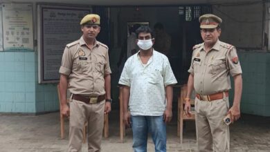 Photo of Noida: अलीगढ़ के कारोबारी का 12 साल पुराना तोड़ा विश्वास, 9 लाख लेकर फरार हुआ ड्राइवर गिरफ्तार, कर्ज और दुकान चलाने के लिए की वारदात