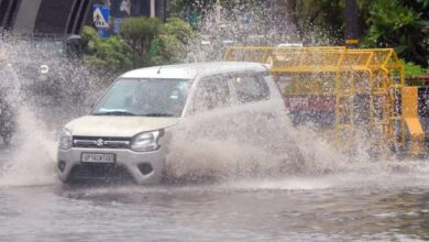 Photo of Noida: बारिश में सड़कों पर भरा पानी, तो ठनका नोएडा प्राधिकरण के CEO का माथा, जेई समेत दो की सेवा समाप्त, लगाया जुर्माना