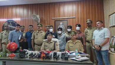 Photo of Noida: पोर्टर से विदेशी ड्रग्स की खेप पहुंचती थी ग्रेनो, फिर एजूकेशन हब में रात के अंधेरे में होती थी सप्लाई