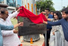 Photo of Noida: रात में बिजली से गुलजार हुआ शहर का यह औद्योगिक सेक्टर, खर्च किए गए 3.31 करोड़, विधायक ने कही बड़ी बात