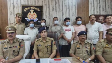 Photo of जीएसटी कंसल्टेंट से 29 लाख रुपये की वसूली के मामले में पुलिस की बड़ी कार्रवाई, बिसरख थाना प्रभारी और राइज सिटी चौकी प्रभारी लाइन हाजिर