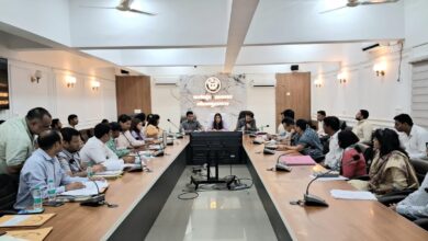 Photo of Noida: नियमों को ताक पर रखकर पैरेंट्स से मनमानी तरीके से फीस वसूलने वाले स्कूलों पर बड़ी कार्रवाई, लगाया मोटा जुर्माना