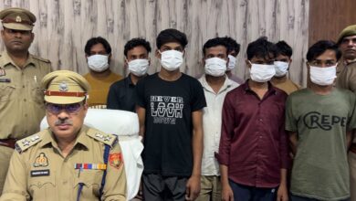 Photo of Noida: रैपिडो चलाने की आड़ में मोबाइल लूट करने वाला गिरोह पकड़ा, जीरा बेचने और बाल खरीदने वाले तक गैंग में शामिल