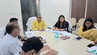 Photo of Noida: बाढ़ को लेकर फिर अलर्ट, ओखला बैराज पर अधिकारियों और कर्मचारियों को किया सक्रिय, सात बाढ़ समिति का किया गया गठन