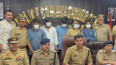 Photo of Noida: 1.60 करोड़ की चोरी में सीए की बड़ी साजिश, गैराज में मिली नोटों की 296 गड्डियां