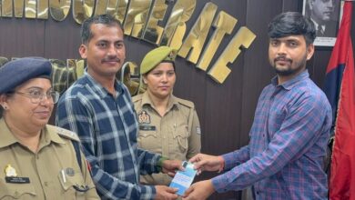 Photo of Noida: नोएडा पुलिस ने 225 लोगों को दी खुशी, 50 लाख से अधिक कीमत के मोबाइल किए बरामद