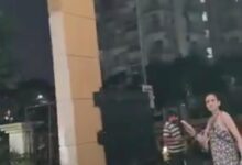 Photo of Noida: ग्रेनो वेस्ट की गालीबाज महिला का वीडियो हुआ वायरल, सुरक्षाकर्मियों से भी की अभद्रता