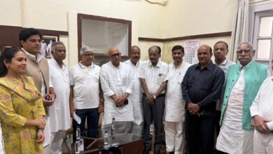 Photo of गौतमबुद्धनगर में कांग्रेस को मिला सियासी संबल, बसपा के पूर्व प्रत्याशी कृपाराम शर्मा ने थामा कांग्रेस का हाथ