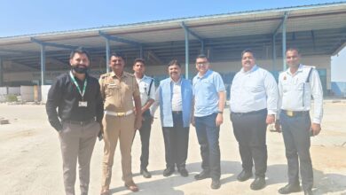 Photo of Noida: आर्मी अफसर ने मरकर दी एक को नई जिंदगी, पुलिस ने 11 मिनट में ग्रीन कॉरिडोर को सुरक्षित पहुंचाया अस्पताल