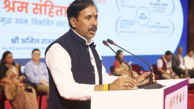 Photo of Noida: उप मुख्यमंत्री केशव प्रसाद मौर्य बोले-भारतीय उत्पादों की विश्व में मांग, सिंगल विंडो सिस्टम के लिए जल्द कानून लाने की तैयारी