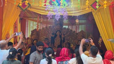 Photo of ग्रेटर नोएडा वेस्ट: त्र्यंबकेश्वर शिव मंदिर ट्रस्ट ने किया नवरात्रि महोत्सव का भव्य शुभारंभ, आज शाम होगा रामलीला का मंचन
