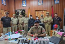 Photo of Noida: एक करोड़ की ड्रग्स के साथ महिला समेत दो विदेशी गिरफ्तार, दिल्ली से लखनऊ तक तस्करी
